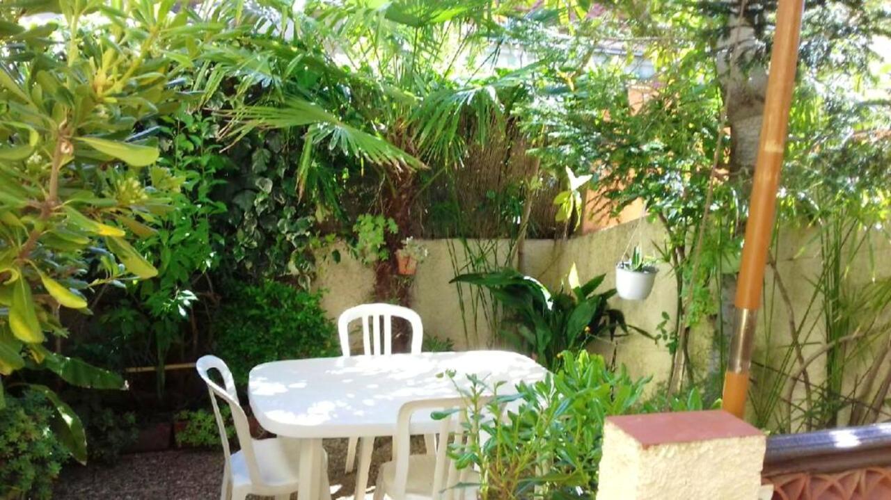 Maison Charmante A Sainte-Marie Avec Grand Jardin Bagian luar foto