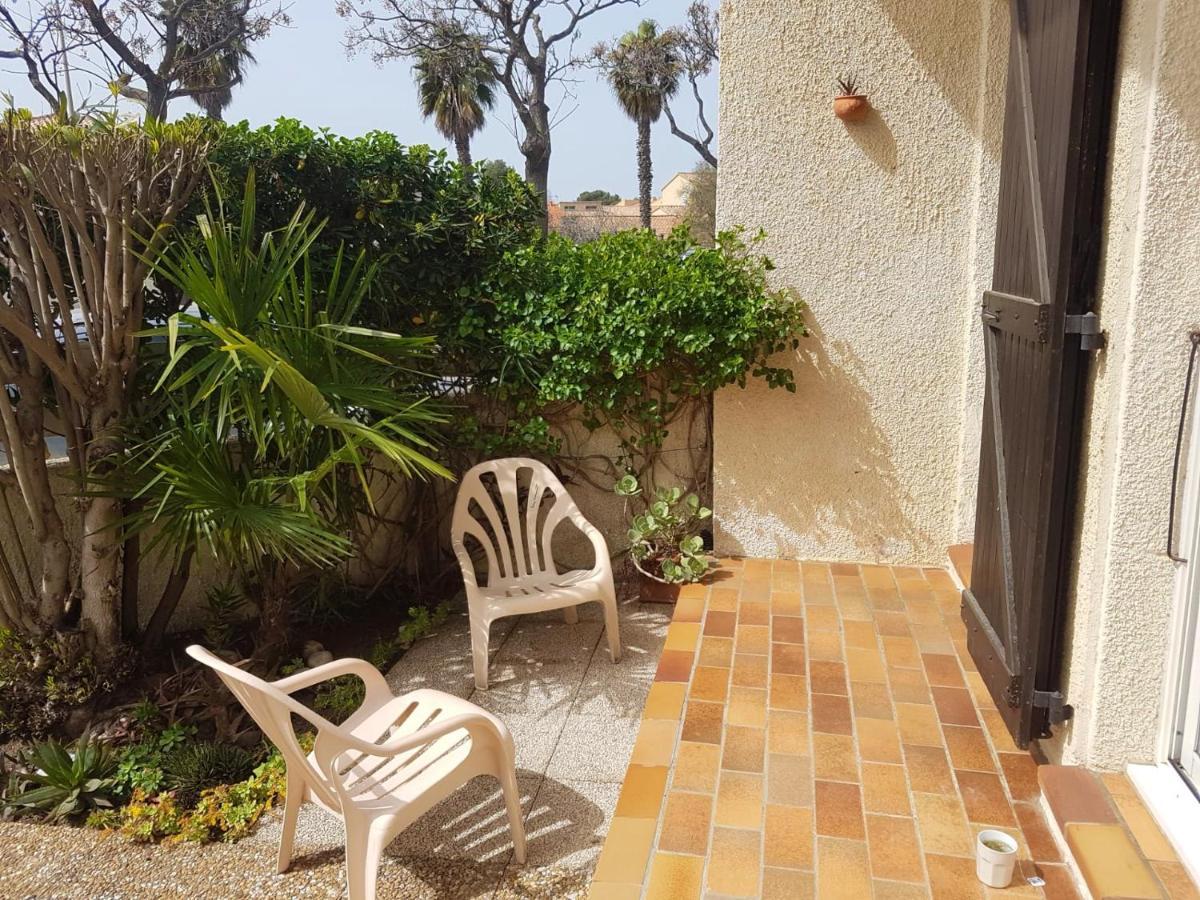 Maison Charmante A Sainte-Marie Avec Grand Jardin Bagian luar foto