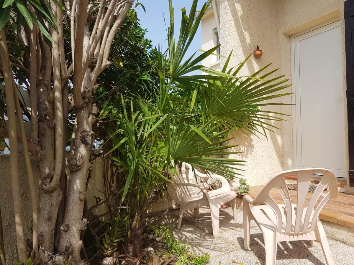 Maison Charmante A Sainte-Marie Avec Grand Jardin Bagian luar foto